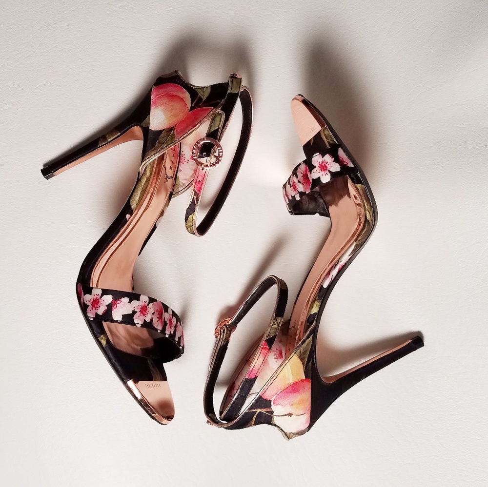 Ted Baker London Heeled Ankle Strap Sandals - Picture 2 of 8